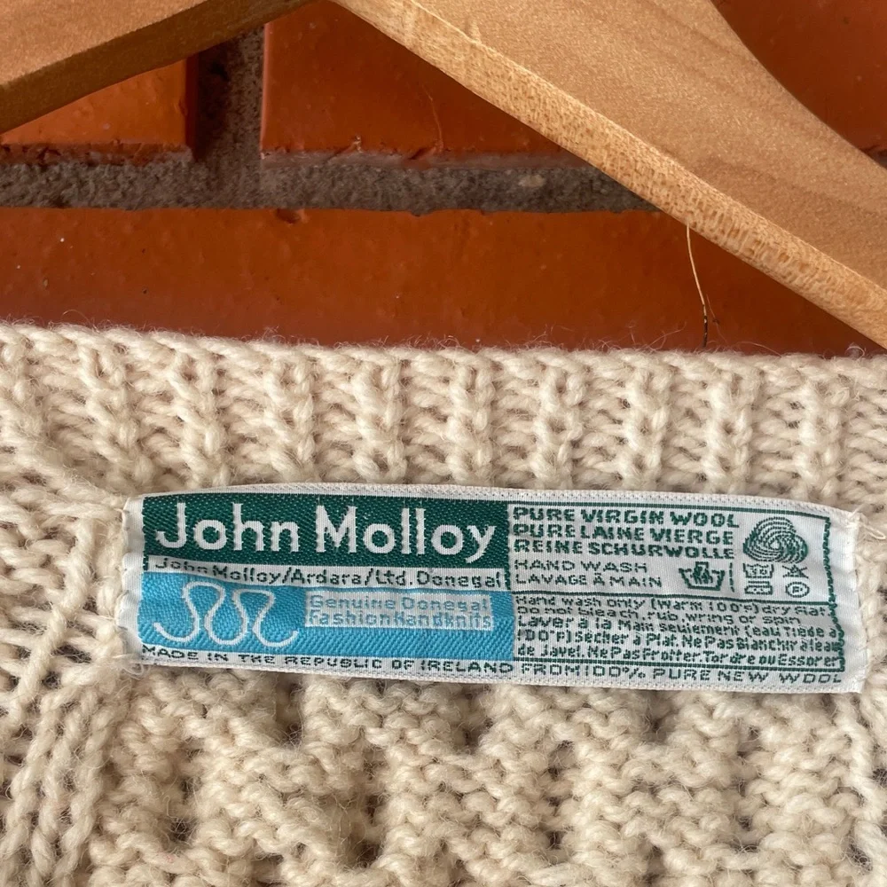 Vintage 80’s John Molloy Irish Wool Cable Knit Cardigan Sweater Made in Ireland - Picture 2 of 5